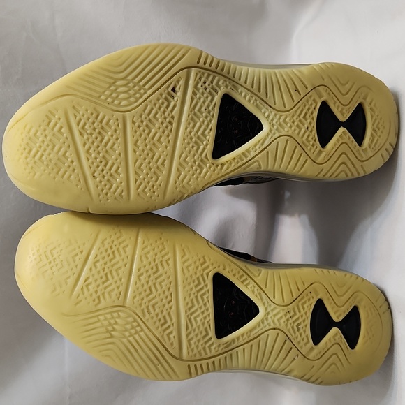 Nike Lebron VIII QS Tune Squad sneakers (mens size 9) - Picture 14 of 16